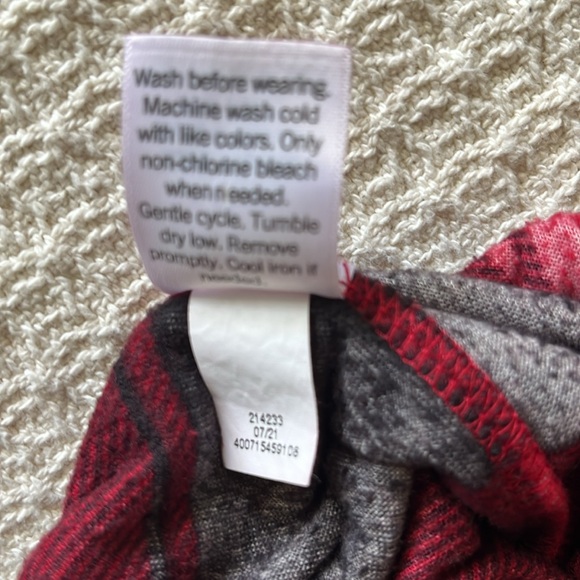 Sonoma XXL ladies plush buffalo plaid red/black pajama set -Pants and top soft! - Picture 9 of 10